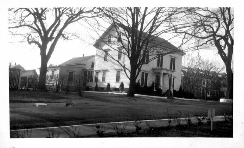 File:staff-house-c1930-1998-121 1 96d6e36e21.jpg